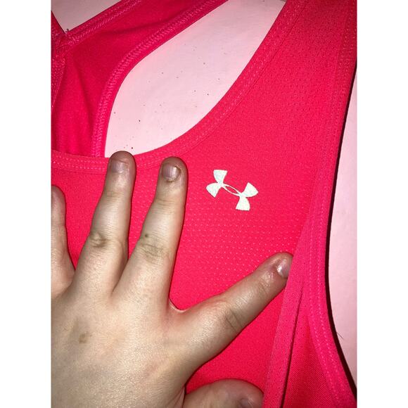 Under Armour hot pink athletic tank top no size compares to a L/XL - Picture 2 of 3